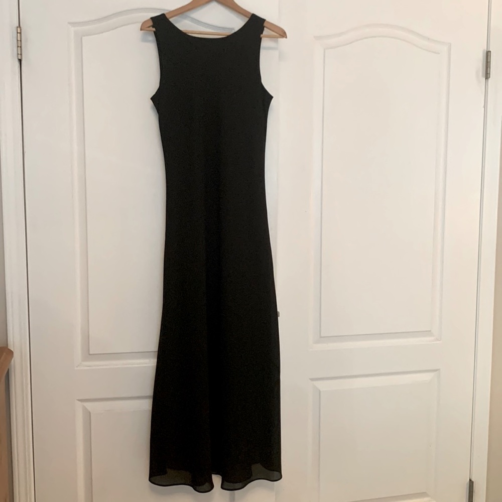 Black maxi dress, sleeveless, small v-open back.